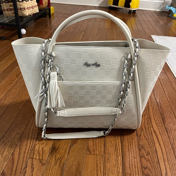 Itzy Ritzy Boss Tote in flat white - Picture 1 of 13